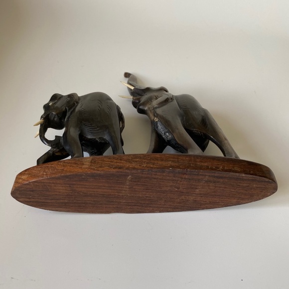 Hand Carved Water Buffalo Horn Elephant Sculpture Figurine - Picture 7 of 10